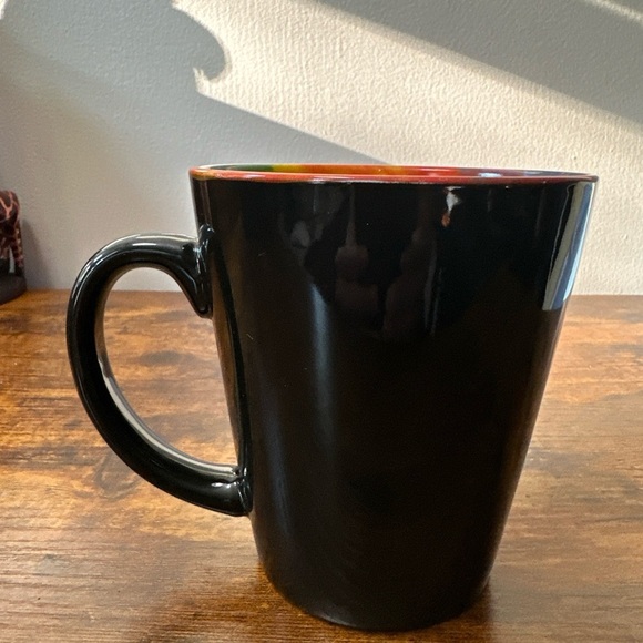 Mount Rushmore Tie Dyed Black Mug - Picture 3 of 3